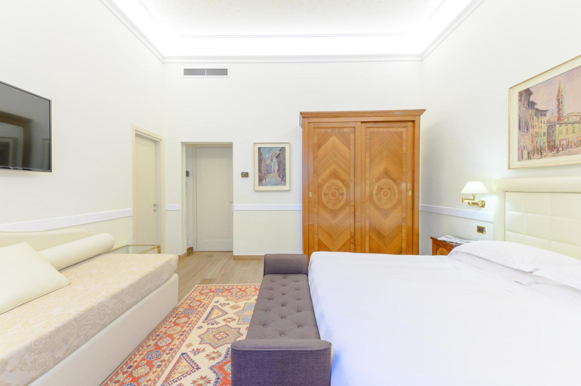 Hotel Kraft ฟลอเรนซ์ ภายนอก รูปภาพ